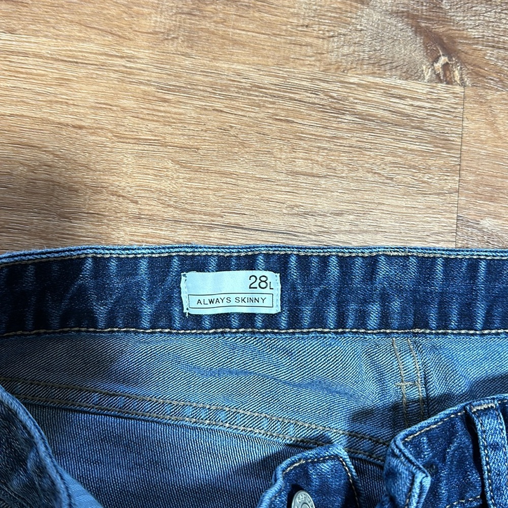 Gap - Picture 2 of 2